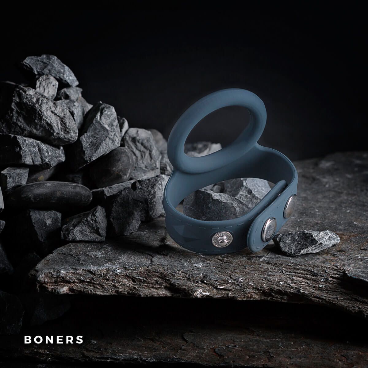 Boners Strap L - péniszgyűrű és heregyűrű egyben (szürke)