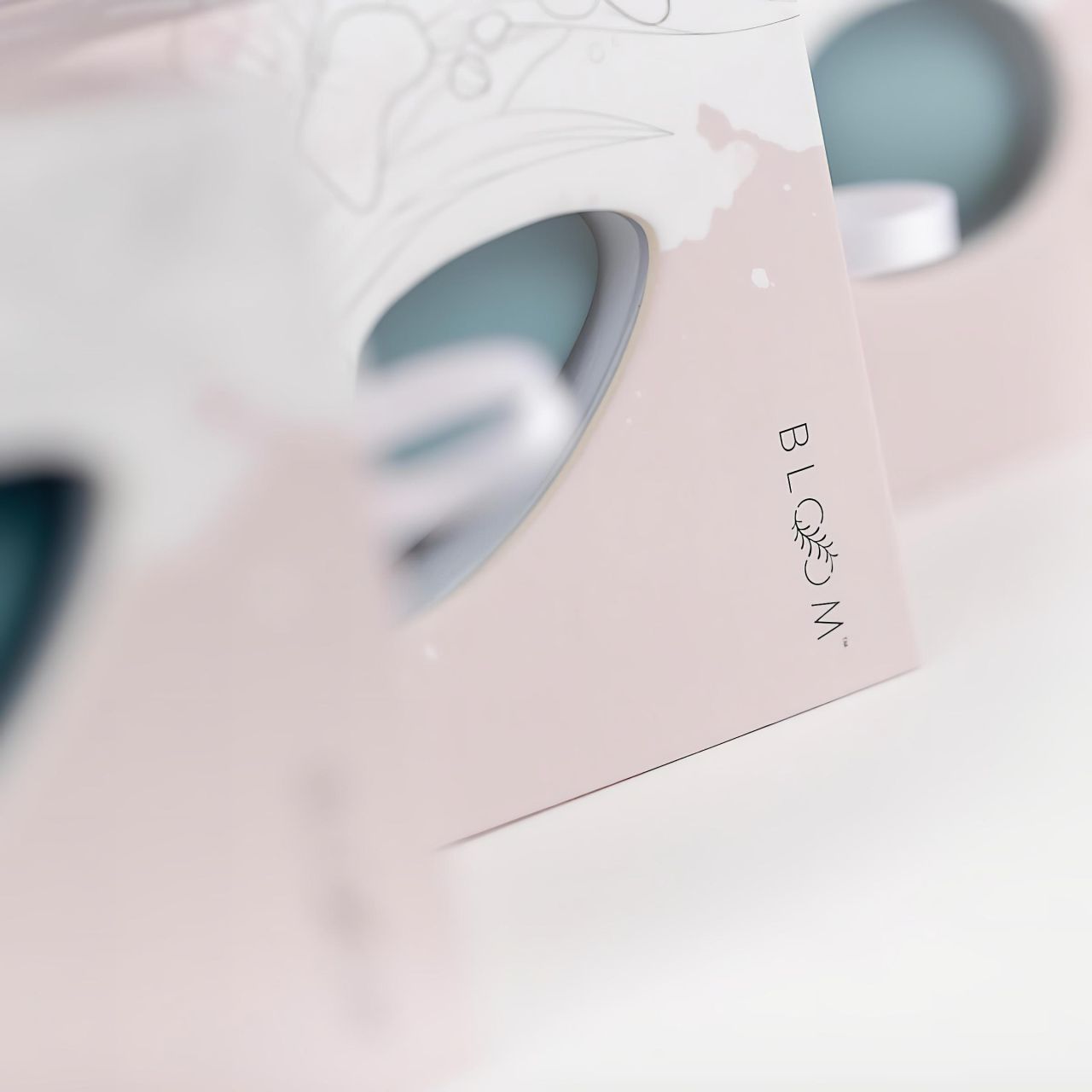 Bloom Violet Rabbit - csiklókaros G-pont vibrátor (türkiz) Bloom Violet Rabbit - csiklókaros G-pont vibrátor (türkiz)