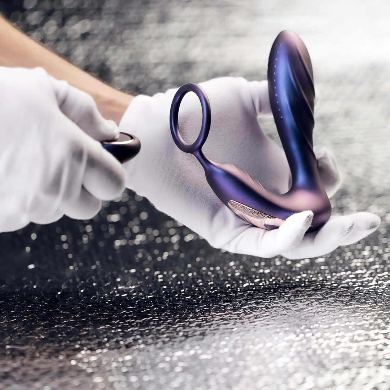 Hueman Black Hole - rádiós anál vibrátor péniszgyűrűvel (lila) Hueman Black Hole - rádiós anál vibrátor péniszgyűrűvel (lila)