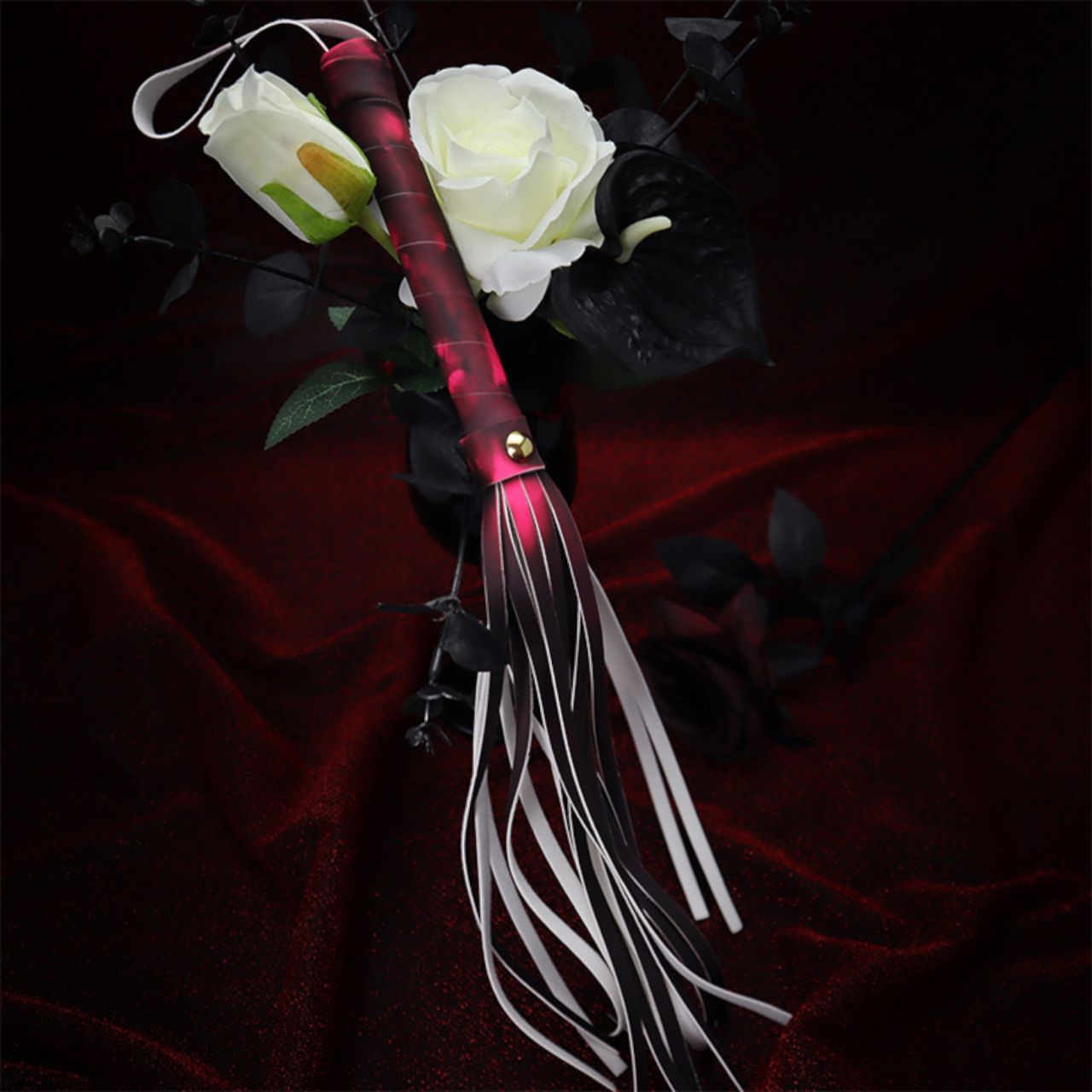 Csapásra színt váltó ostor (lila)